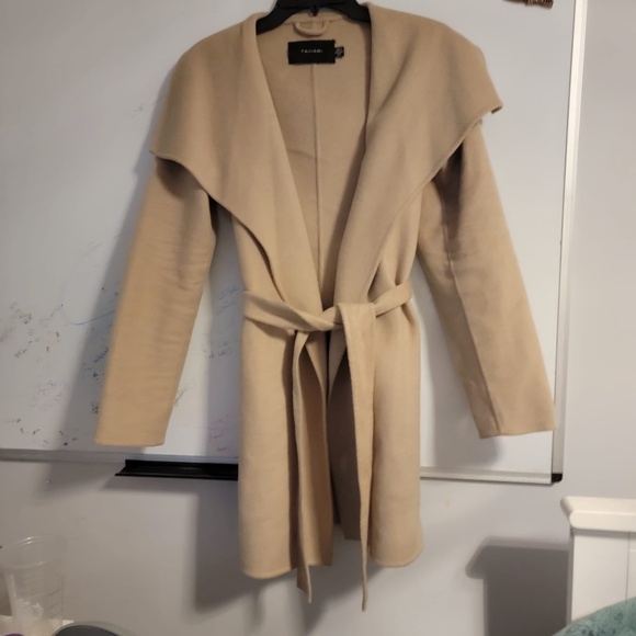 Tahari Wool Coat w/ tie belt - Picture 2 of 12